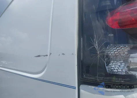 2005 Chevrolet Express G3500 from USA, damaged, VIN 1GCHG35UX51104864